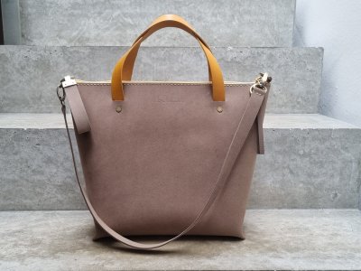 galerie/001 Taschen/001 Alia S Rv/resized/T0462 (2026-03-23) 1_small.jpg